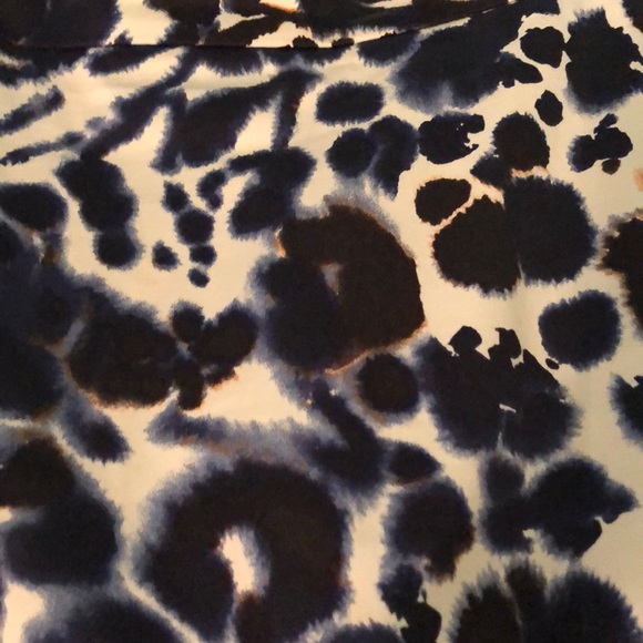 Pattern Ann Taylor pencil skirt - Picture 2 of 6